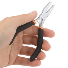 Load image into Gallery viewer, 4.5 inch Flat Nnose Pliers, 4.5 inch Flat Nnose Pliers
