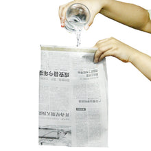 Load image into Gallery viewer, Newspapers Pour The Water / Magic Props / Street Magic / Magic Tricks