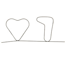 Load image into Gallery viewer, Memory Metal Wire Prediction 7 of Heart Magic Props King Magic Tricks