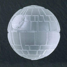 Load image into Gallery viewer, Creative Star Wars Silicone Ice Cube Mold, Size: about 7.5cm, Tellurion Shape