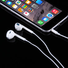 Load image into Gallery viewer, 3.5mm Earphones with Wired Control and Mic for Android Phones / PC / MP3 Player / Laptops