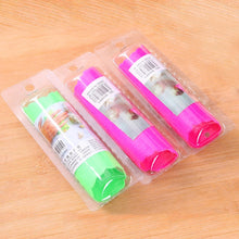 Load image into Gallery viewer, 5 PCS Soft Resin Tube Shaped Reusable Magic Handheld Rolling Garlic Peeler Kitchen Tools (Random Color Delivery), Random Color Delivery