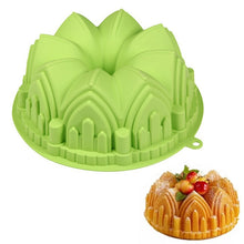 Load image into Gallery viewer, Crown Style Silica Cake Dessert Mold, Crown Style