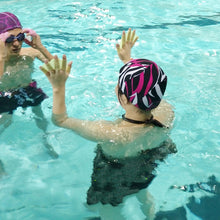 Load image into Gallery viewer, Finger Flexible Silicone Swimming Gloves (Large Size)