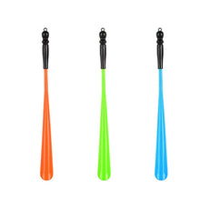 Load image into Gallery viewer, 018 Plastic Handle Shoe Puller Elderly Pregnant Women Wear Shoes Assist Device, Color Random Delivery