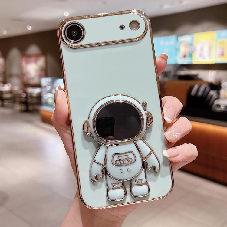 Electroplating Astronaut Holder Phone Case, For iPhone 17e / 16e, For iPhone 17 Pro Max, For iPhone 17 Pro, For iPhone 17, For iPhone Air, For iPhone 16 Pro Max, For iPhone 16 Pro, For iPhone 16 Plus