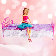 Load image into Gallery viewer, Mini Beautiful Plastic Bed Bedroom Furniture for Dolls Dollhouse Random Color Delivery
