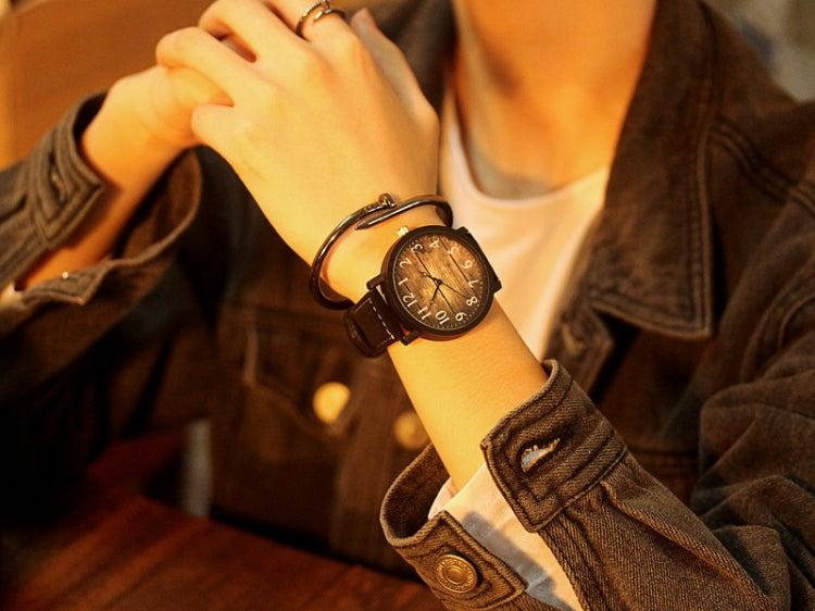 Waterproof Retro PU Leather Strap Quartz Watch