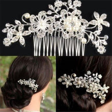 Load image into Gallery viewer, Wedding Hair Clips Romantic Crystal Pearl Flower HairPin Rhinestone Tiara Bridal Crown Hair Pins Bride Hair comb