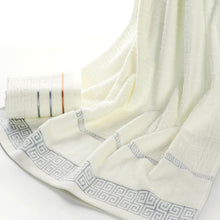 Load image into Gallery viewer, 3 PCS Plaid Cotton Towel Bath Set