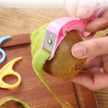 Load image into Gallery viewer, Kitchen Fruit Peeler Stainless Steel Peeling Knife, Random Color Delivery