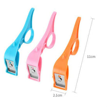 Load image into Gallery viewer, Kitchen Fruit Peeler Stainless Steel Peeling Knife, Random Color Delivery