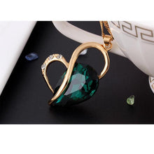 Load image into Gallery viewer, Cute Heart Shaped Crystal Stud Necklace Jewellery Set