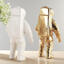 Load image into Gallery viewer, Astronaut Ceramic Model Dried Flowers Ceramic Vase for Tabletop Decor Tool