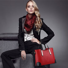 Load image into Gallery viewer, 2 in 1 Vintage Messenger Bags Shoulder Handbag Women Crocodile Pattern Composite Bag Leather Wallet