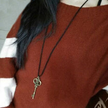 Load image into Gallery viewer, Fashion Retro Large Crown Key Pendants