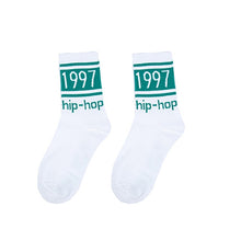 Load image into Gallery viewer, 3 Pairs Street Beat Retro Hip Hop Simple Tube Socks Sports Skateboard Socks