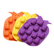 Load image into Gallery viewer, 5 PCS Pineapple Creative Silicone Ice Tray Ice Maker Ice Mold, Random Color Delivery, Pineapple Ice Maker