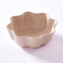 Load image into Gallery viewer, 5 PCS Creative Plum Shape Dishes Wheat Straw Seasoning Dish Snack Plate Chili Sauce Ketchup Dressing Salt Dish,Size:7x7x2.5cm