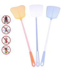 Load image into Gallery viewer, Household Plastic Long Handle Fly Swatter Mosquito Swatter, Random Color Delivery, 1PC