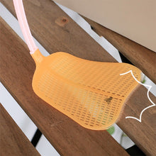 Load image into Gallery viewer, Household Plastic Long Handle Fly Swatter Mosquito Swatter, Random Color Delivery, 1PC