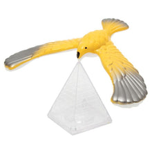 Load image into Gallery viewer, 2 PCS Miracle Style Novelty Amaze Eagle Magic Box Balance Bird  Children Educational Toys Random Color