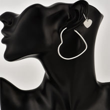 Load image into Gallery viewer, Women Fashion Simple Metal Love Heart Hoop Earrings Set
