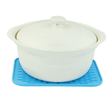 Load image into Gallery viewer, Thicken Colorful Silicone Insulation Mat European Anti-burning Pot Pad Table Waterproof  Phone Pad
