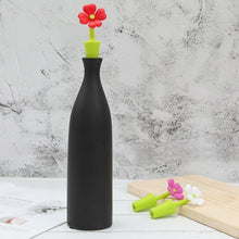 Load image into Gallery viewer, 3 PCS Creative Wine Drink Preservation Stopper Flower Silicone Wine Stopper, 3 PCS Rose Stopper, 3 PCS Red Sun Flower Beer Stopper, 3 PCS Leaf Beer Stopper