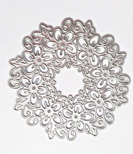 Load image into Gallery viewer, Hollow Garland Knife Die Cut Book Album Greeting Card Making Stencil, Hollow Garland Shape