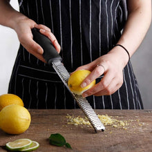 Load image into Gallery viewer, Portable Rectangle Stainless Steel Cheese Grater Tools Chocolate Lemon Fruit Peeler, PP bag packaging, Color box
