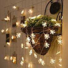 Load image into Gallery viewer, 3m 20 LEDs USB Home New Year Christmas Decoration Snowflake Garland Light, Warm White, Colorful Light