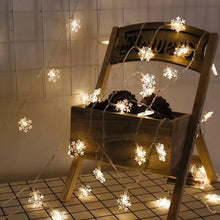 Load image into Gallery viewer, 3m 20 LEDs USB Home New Year Christmas Decoration Snowflake Garland Light, Warm White, Colorful Light