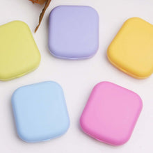 Load image into Gallery viewer, 5PCS/Set Mini Square Plastic Contact Lens Case with Mirror