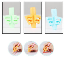 Load image into Gallery viewer, Non-toxic Children Pencil Writing Aid Grip Posture Correction Tools, Random Color Delivery, 1 PC