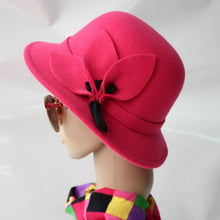 Load image into Gallery viewer, Autumn and Winter Ladies Pot Cap Woolen Top Hat with Flower Decoration