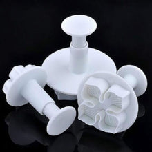 Load image into Gallery viewer, 2 Set Silicone Hydrangea Fondant Cake Decorating Flower Blossom Mold, 3 PCS Hydrangea
