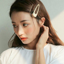 Load image into Gallery viewer, Fashion Jewelry Hairpins Clips Plated Women Pearl Hair Clips Bridal Headdress