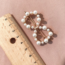 Load image into Gallery viewer, Geometric Irregular Pearl Hairpins Girls Delicate Hair Grip