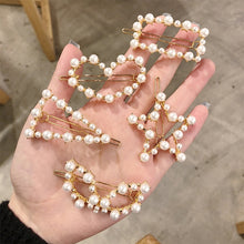 Load image into Gallery viewer, Geometric Irregular Pearl Hairpins Girls Delicate Hair Grip