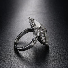 Load image into Gallery viewer, Vintage Silver Plated White Big Oval Opal Ring For Women, 10, 7, 8, 9
