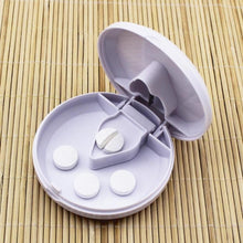 Load image into Gallery viewer, Round Medicine Cutter Stainless Steel Blade Plastic Medicine Dispensing Box