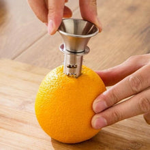 Load image into Gallery viewer, Stainless Steel Fruit Manual Squeezer Household Thick Lemon Juicer, Lemon Juicer