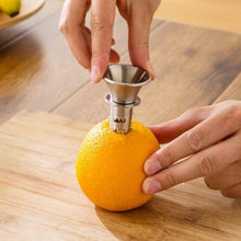 Load image into Gallery viewer, Stainless Steel Fruit Manual Squeezer Household Thick Lemon Juicer, Lemon Juicer