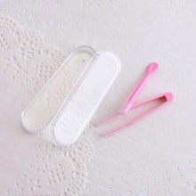 Load image into Gallery viewer, 5pcs Portable Contact Lens Special Tweezer and Stick Set Travel Kit