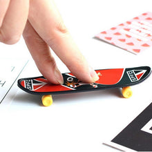 Load image into Gallery viewer, 10 PCS Mini Finger Skateboard Creative Fingertip Sports Toys, Random Style Delivery