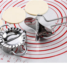 Load image into Gallery viewer, Stainless Steel Dumpling Maker Dough Cutter Dumpling Mould Kitchen Accessories Pastry Tools, Large 9.7cm with White Box, Small 7.7cm with White Box, 8.3 Dumplings Round Knife, 7.3 Dumplings Round knife