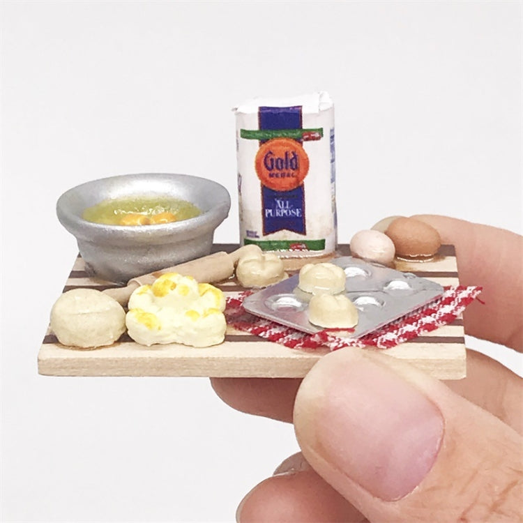 1:12 Mini House Toy Simulation Chopping Board Dessert Making Bread Table