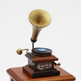 1:12 Mini House Toy Simulation Retro Gramophone with Record