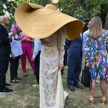 Load image into Gallery viewer, Oversized Fashion Straw Weaving Beach Sunshade Hat, Suitable for Head Circumference: 58-62cm